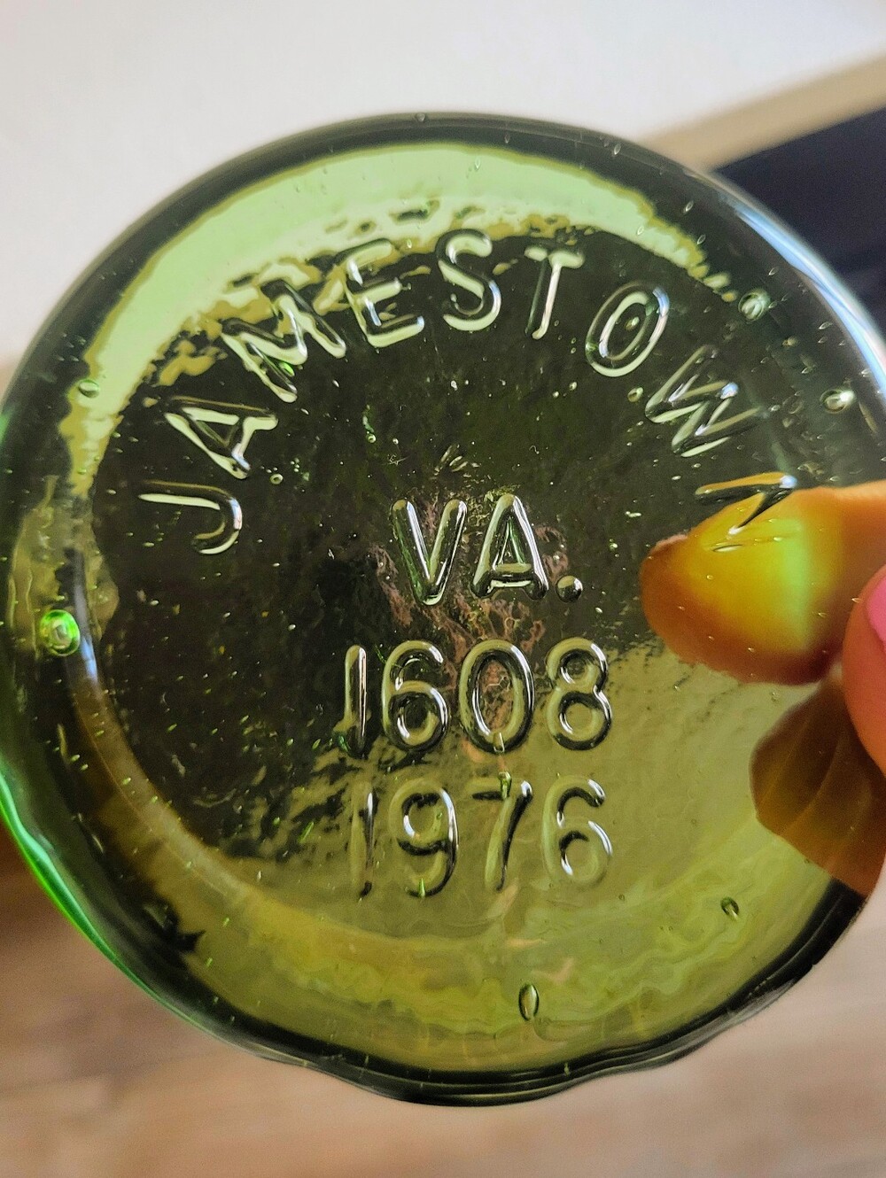 Vintage 1976 Jamestown, Virginia Green Glass Paperweight | Bicentennial Souvenir